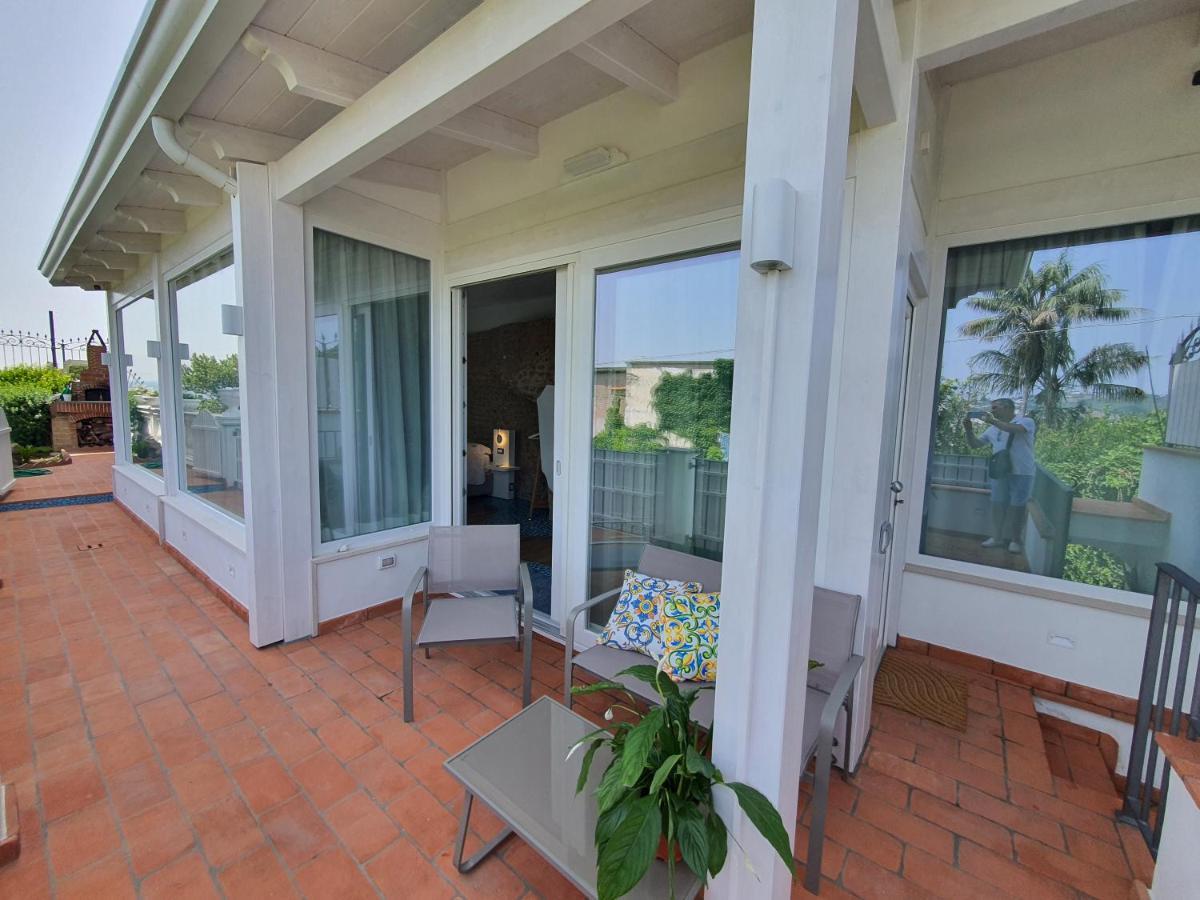 B&B Dea Fortuna Bacoli Exteriör bild